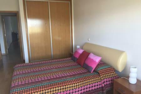 Your Place In Faro Bagian luar foto
